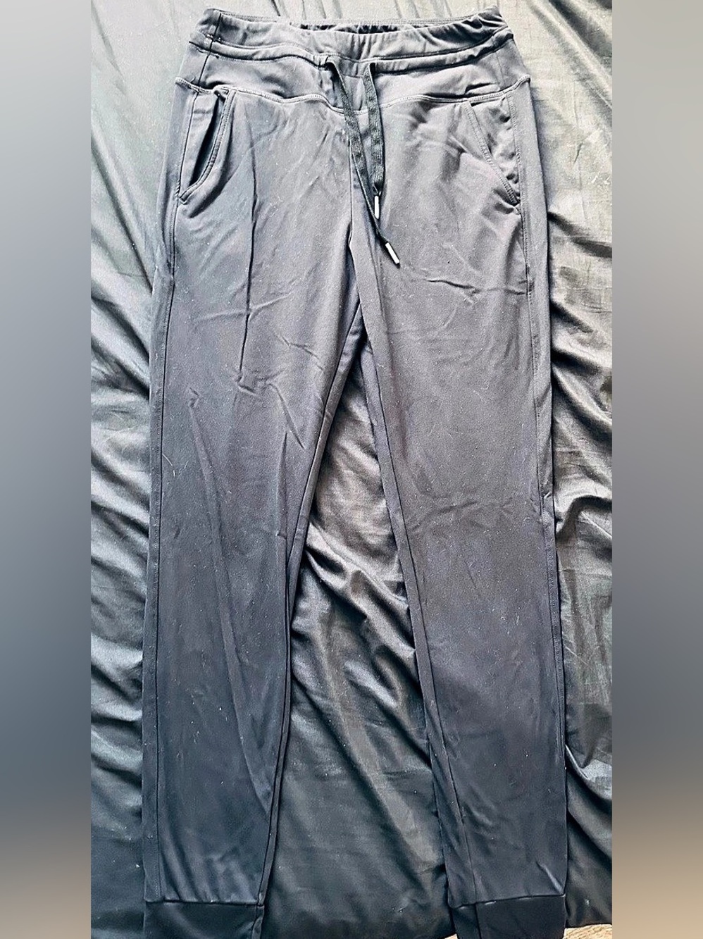 Halara In My Feels Crossover Butt Lift Anti-Sweat High Waisted Pocket Joggers